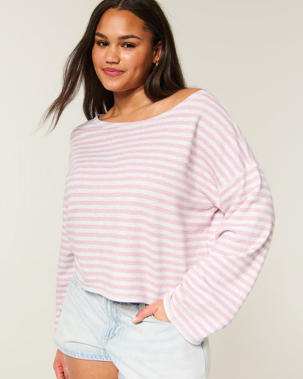 Hollister - Easy Off-the-Shoulder Leopard Print Terry Sweatshirt