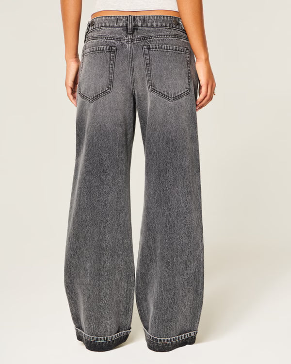 Hollister - Andi Adjustable Waist Low-Rise Baggy Jeans