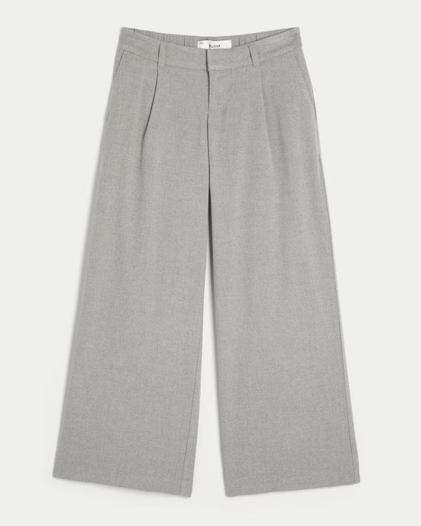 Hollister - Livvy Ultra Low-Rise Super Baggy Pants