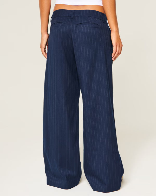 Hollister - Livvy Ultra Low-Rise Super Baggy Pants