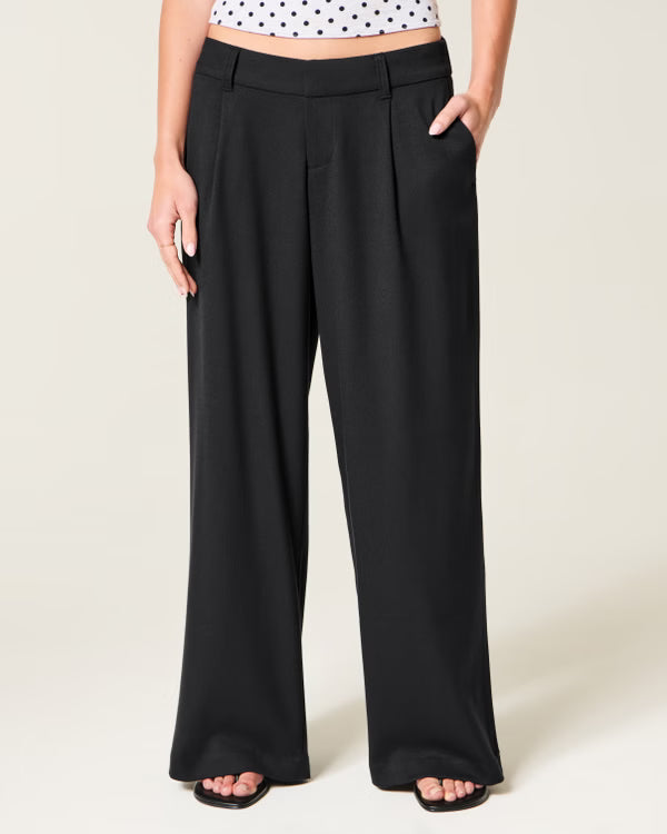 Hollister - Livvy Ultra Low-Rise Super Baggy Pants