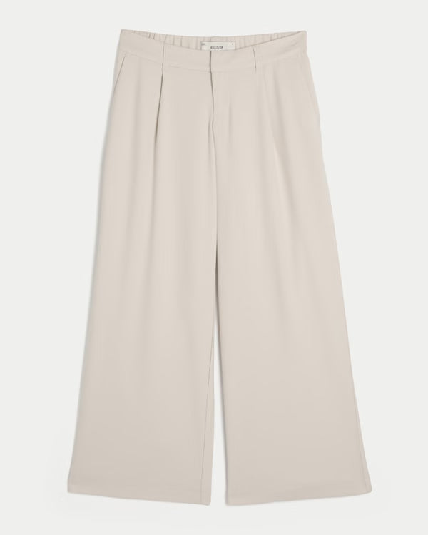Hollister - Livvy Ultra Low-Rise Super Baggy Pants