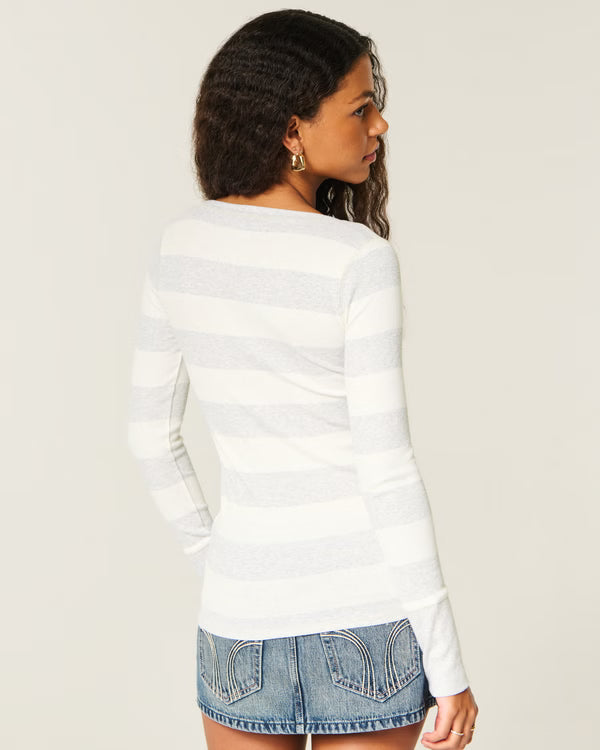 Hollister - Icon Henley