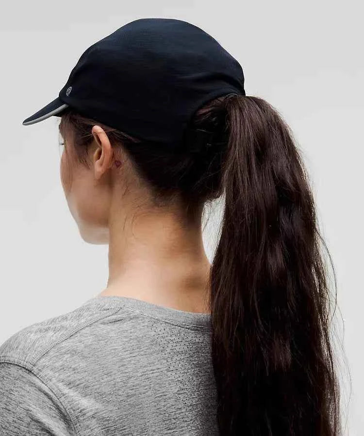 Lululemon - Fast and Free Running Hat WovenAir