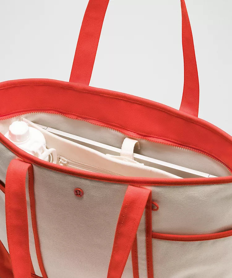 Lululemon - Daily Multi-Pocket Zip-Top Tote Bag 18L