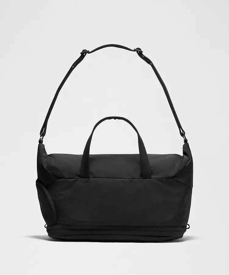 Lululemon - 3-in-1 Gym Duffle Bag 30L