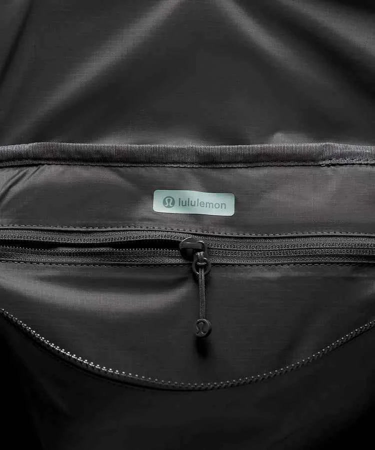 Lululemon - 3-in-1 Gym Duffle Bag 30L