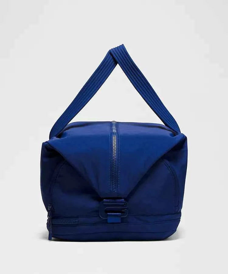 Lululemon - 3-in-1 Gym Duffle Bag 30L