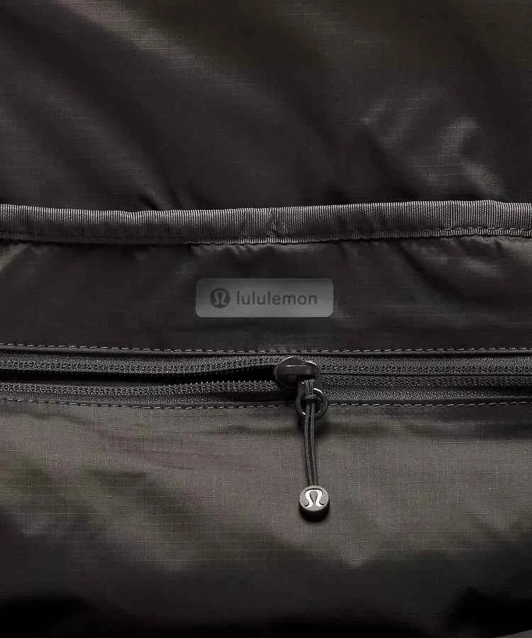 Lululemon - 3-in-1 Gym Duffle Bag 30L