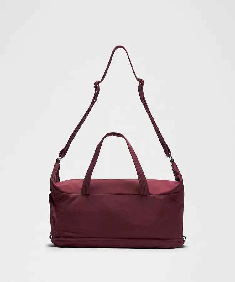 Lululemon - 3-in-1 Gym Duffle Bag 30L