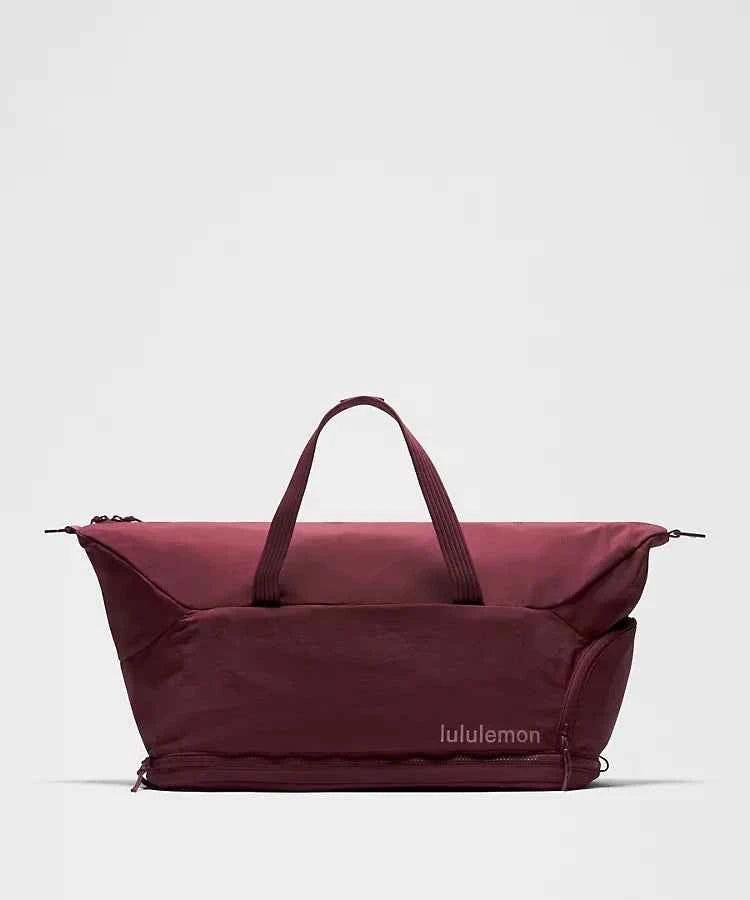 Lululemon - 3-in-1 Gym Duffle Bag 30L