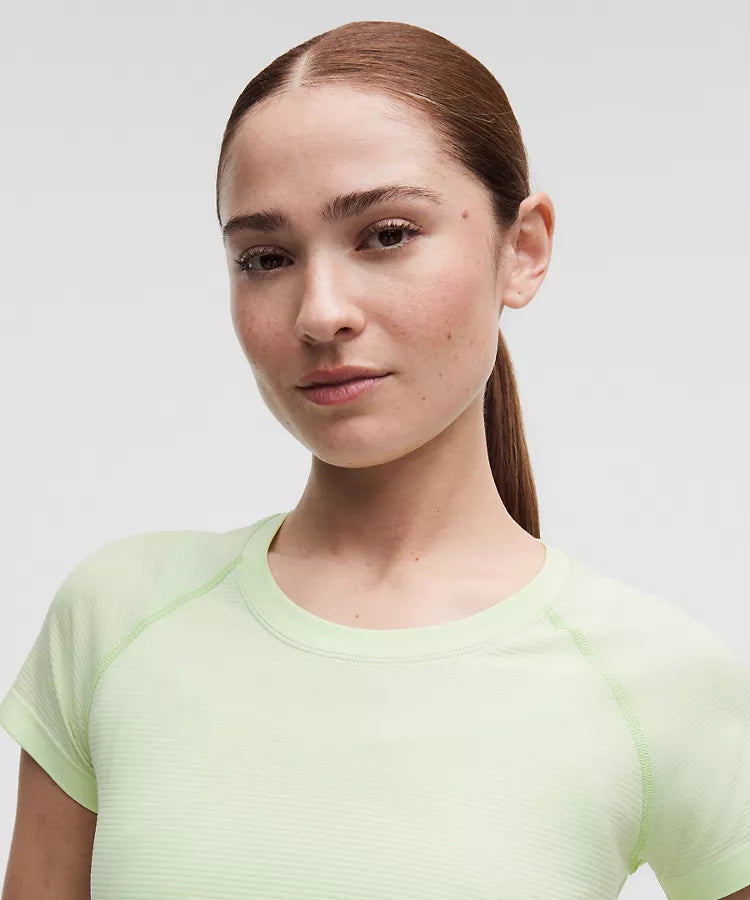 Lululemon - Swiftly Tech Short-Sleeve Shirt 2.0 Waist Length