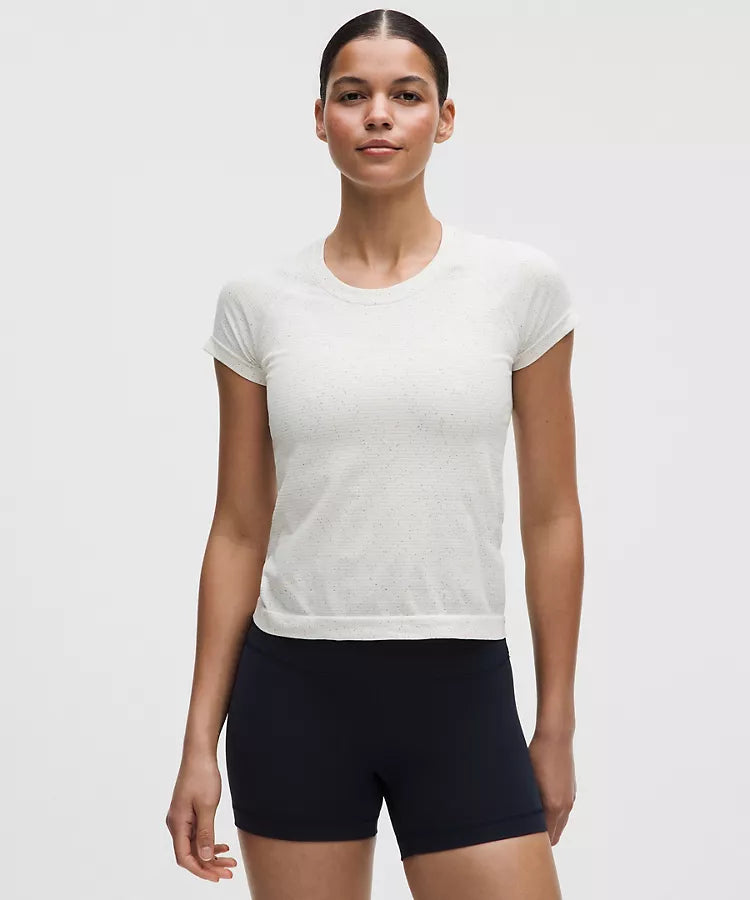 Lululemon - Swiftly Tech Short-Sleeve Shirt 2.0 Waist Length