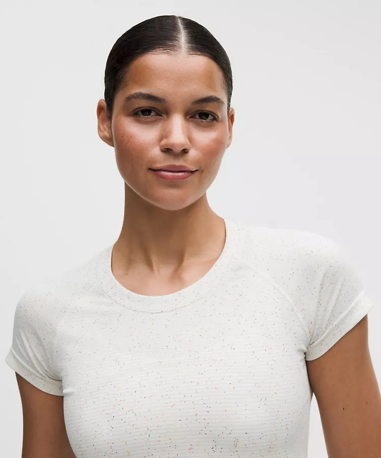 Lululemon - Swiftly Tech Short-Sleeve Shirt 2.0 Waist Length