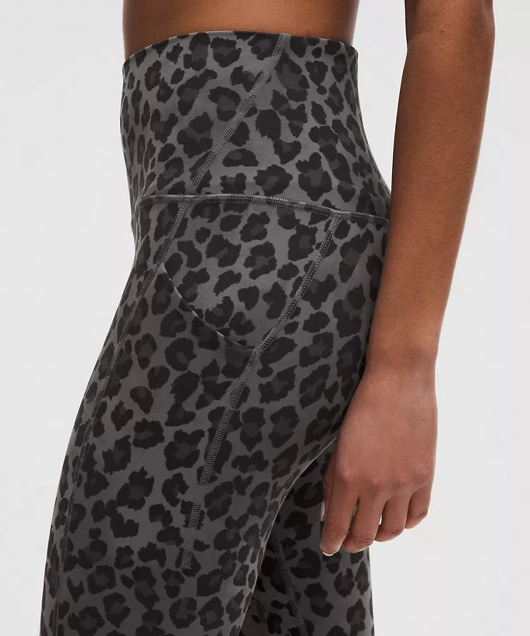 Lululemon - Align High Rise Pant with Pockets 25,28
