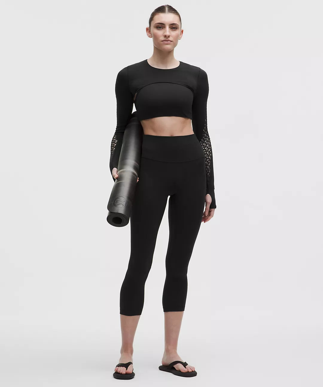 Lululemon - Align High Rise Crop 17,23