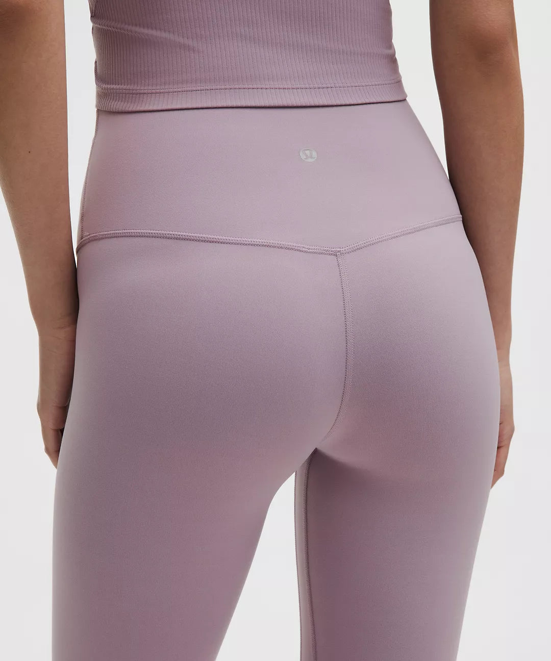 Lululemon - Align High Rise Crop 17,23
