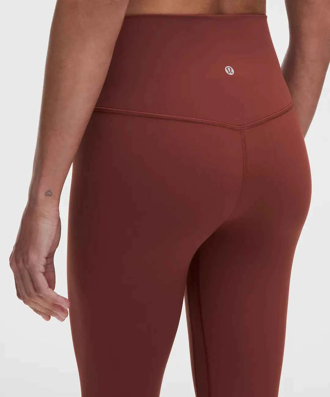 Lululemon - Align High Rise Crop 17,23