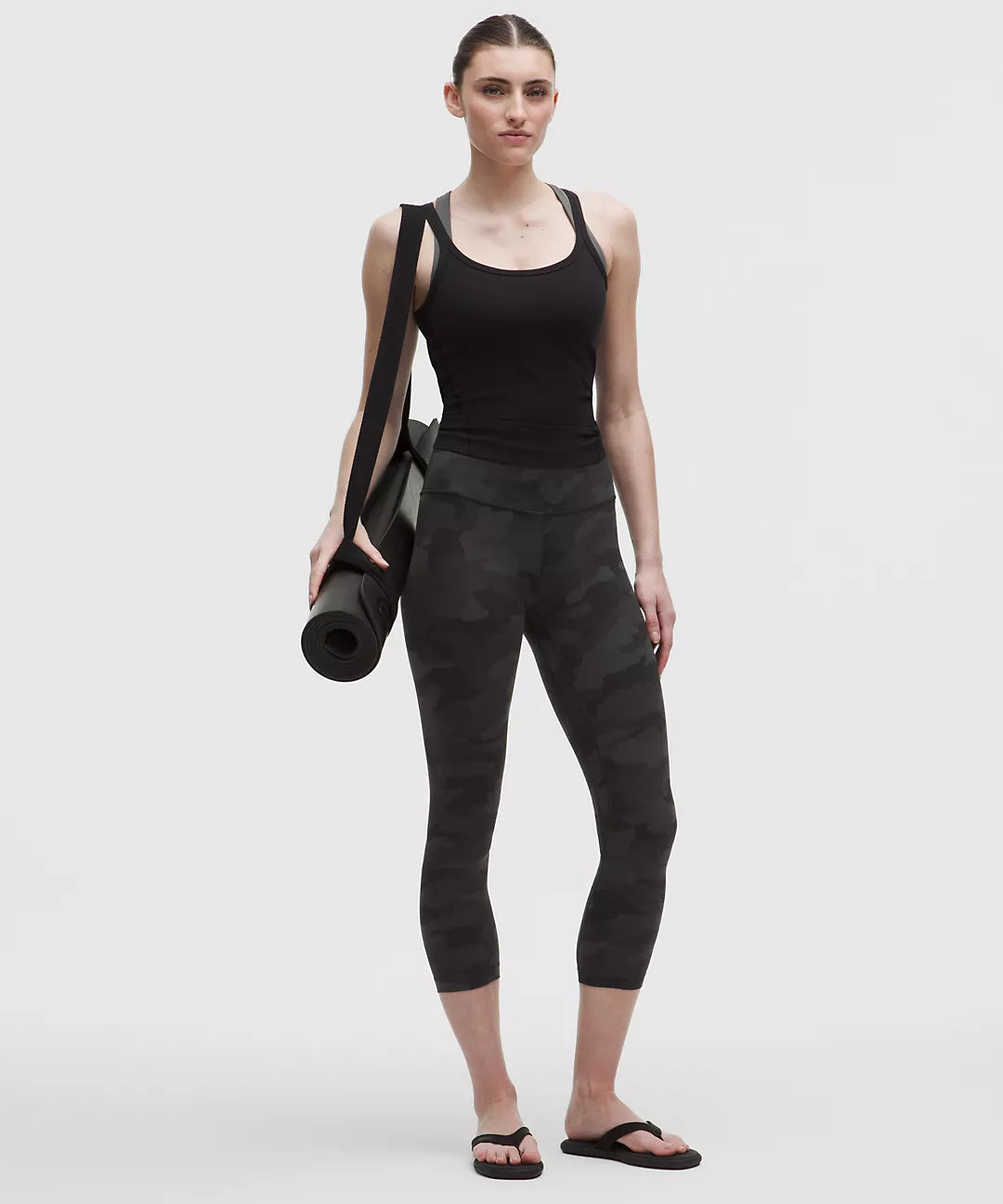 Lululemon - Align High Rise Crop 17,23