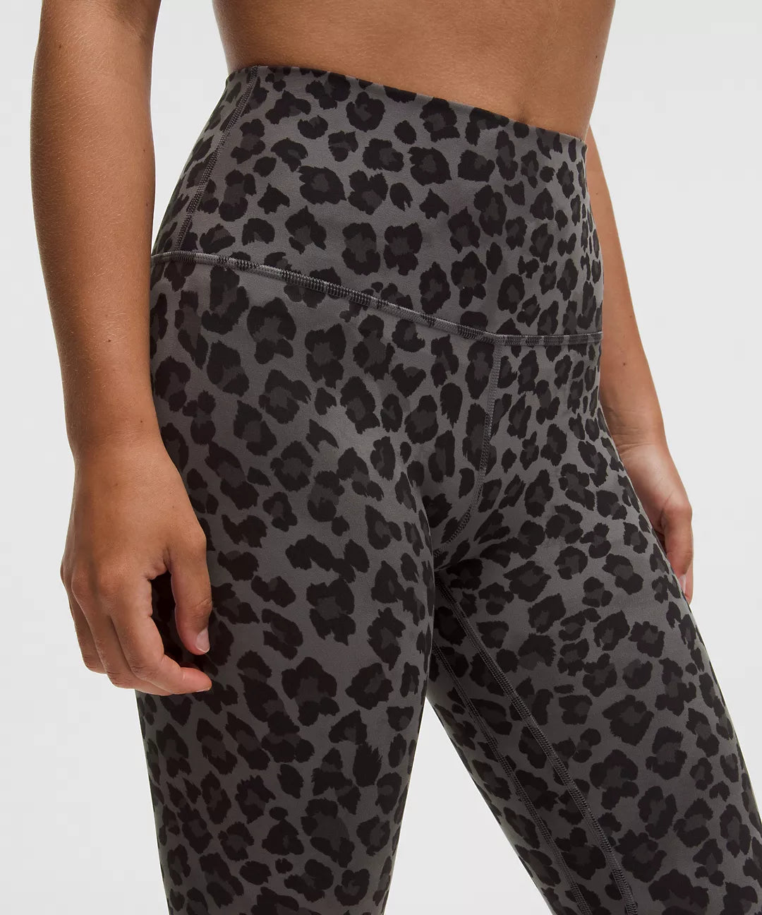 Lululemon - Align High Rise Crop 17,21,23