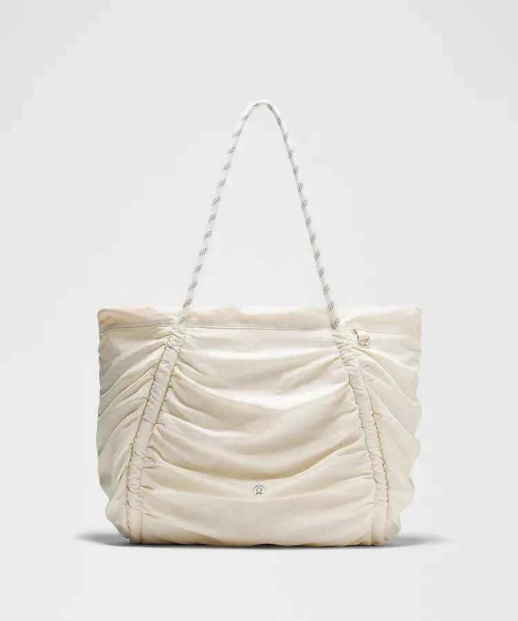 Lululemon - Ruched Tote Bag 24L