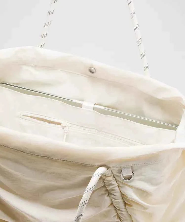 Lululemon - Ruched Tote Bag 24L