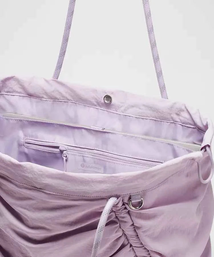 Lululemon - Ruched Tote Bag 24L