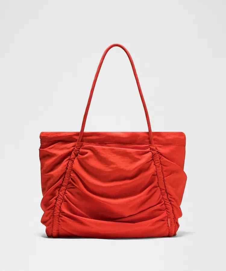 Lululemon - Ruched Tote Bag 24L