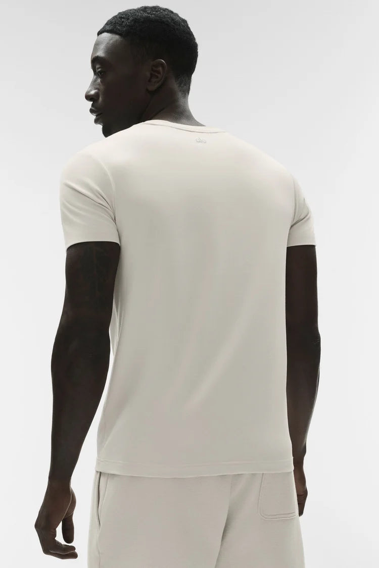 ALO YOGA - Conquer Reform Crewneck Short Sleeve