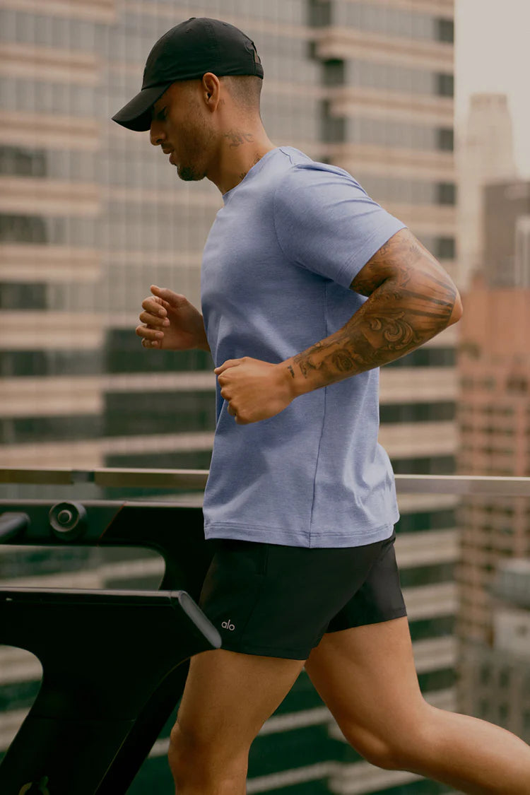 Alo Yoga - Conquer Reform Crewneck Short Sleeve
