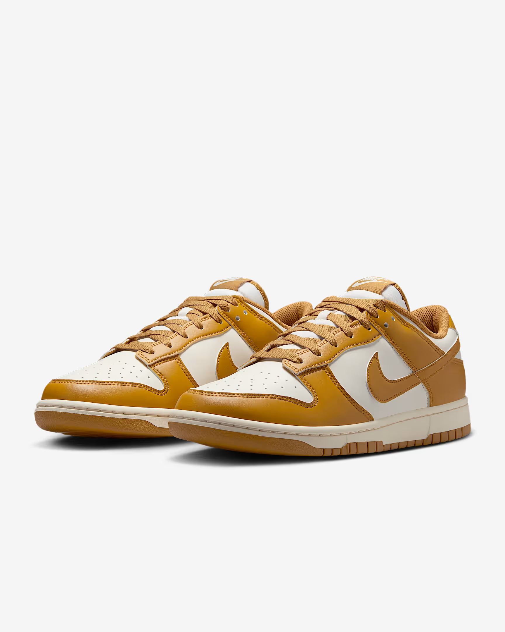 Nike - Dunk Low Retro