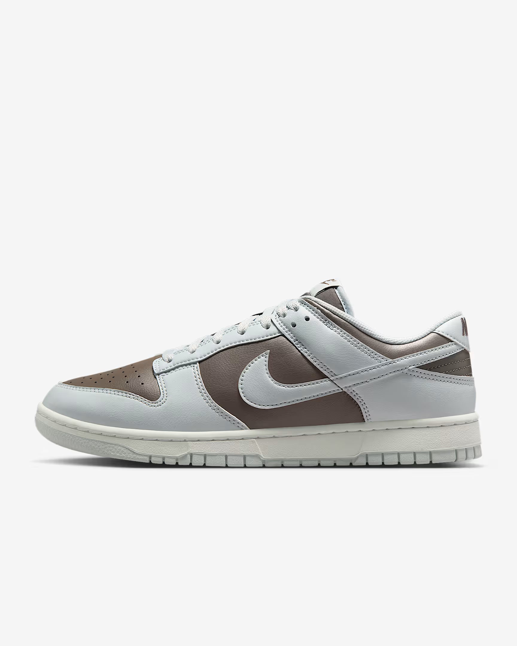 Nike - Dunk Low Retro