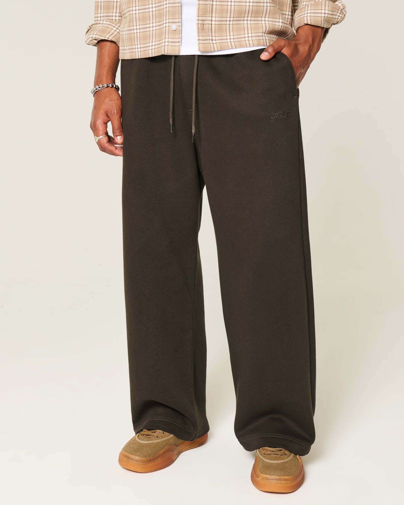 Hollister - Piped Super Baggy Sweatpants