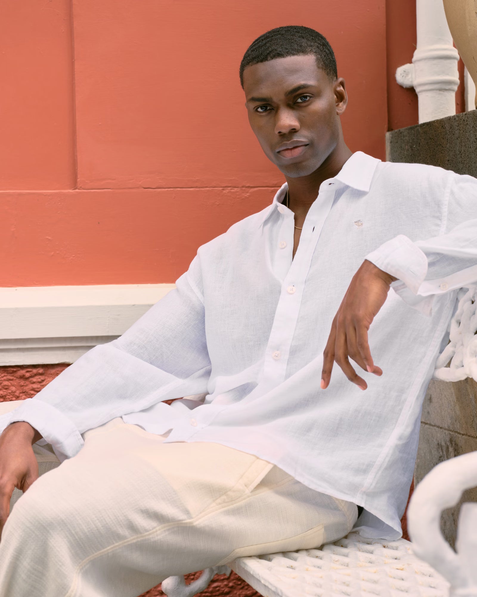 Abercrombie & Fitch - 100% Linen Icon Button-Up Shirt