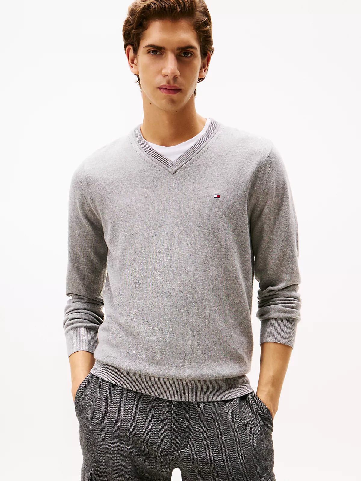 Tommy Hilfiger - Solid Logo V-Neck Sweater