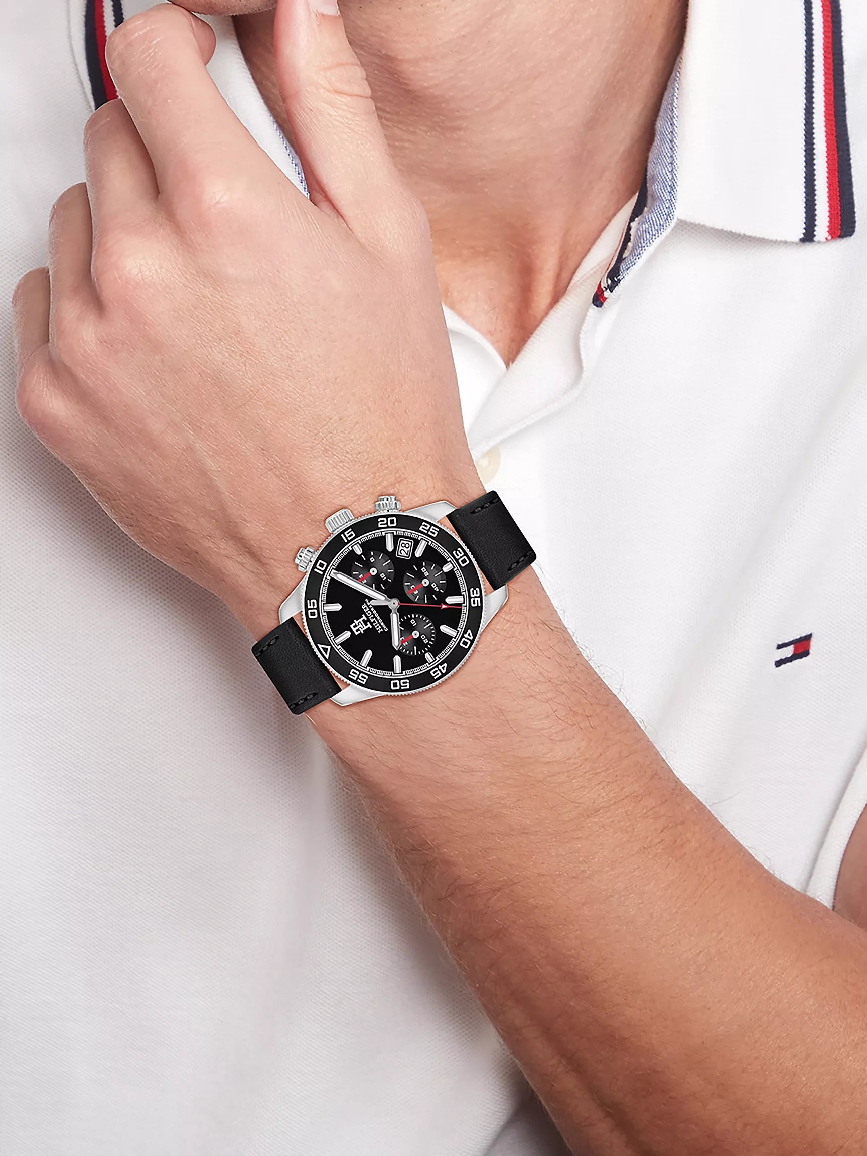 41MM TH85 Leather Band Chronograph Watch