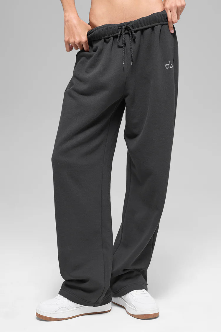 Alo Yoga - Accolade Straight Leg Sweatpant