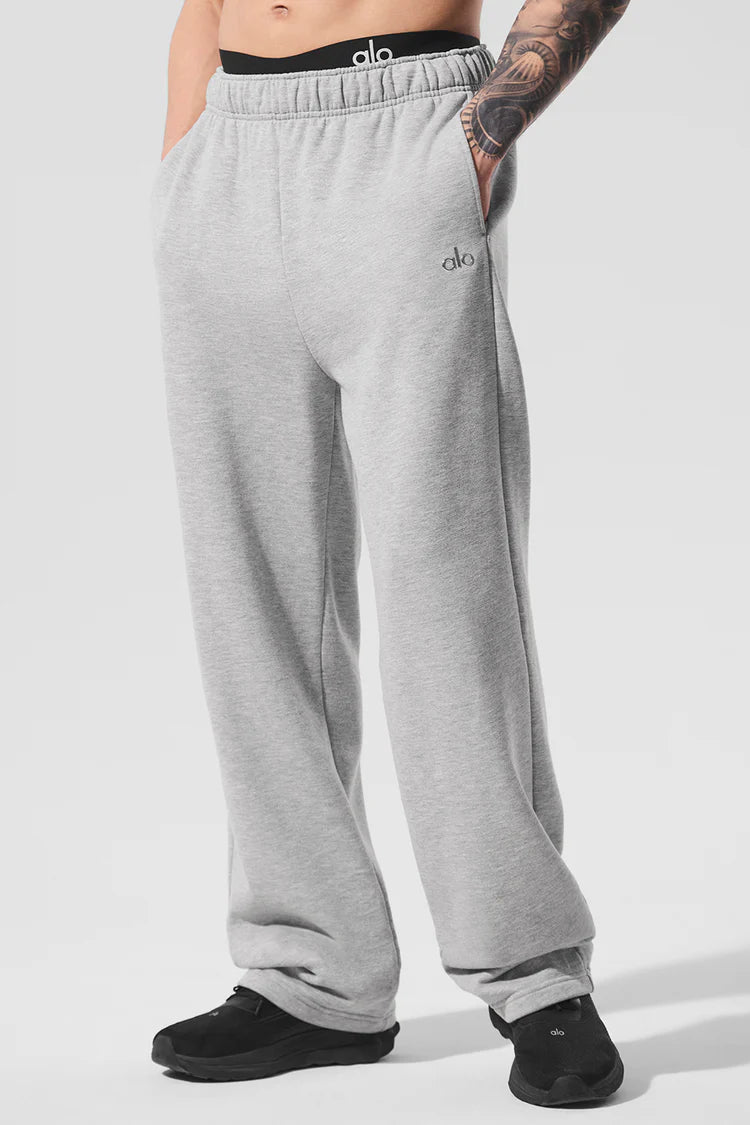 Alo Yoga - Accolade Straight Leg Sweatpant