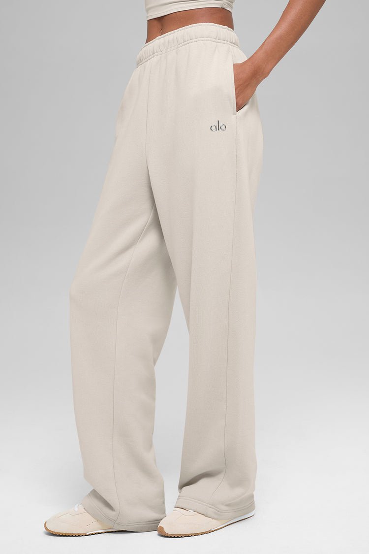 Alo Yoga - Accolade Straight Leg Sweatpant - Brandatak Store