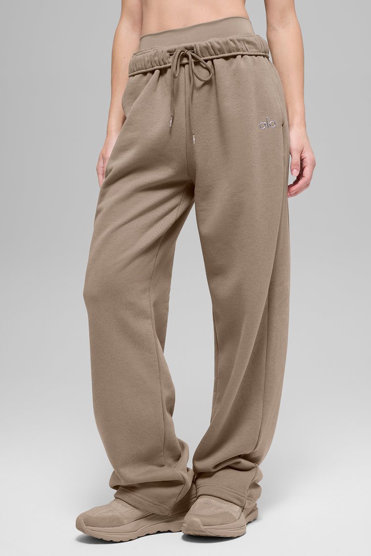 Alo Yoga - Accolade Straight Leg Sweatpant - Brandatak Store