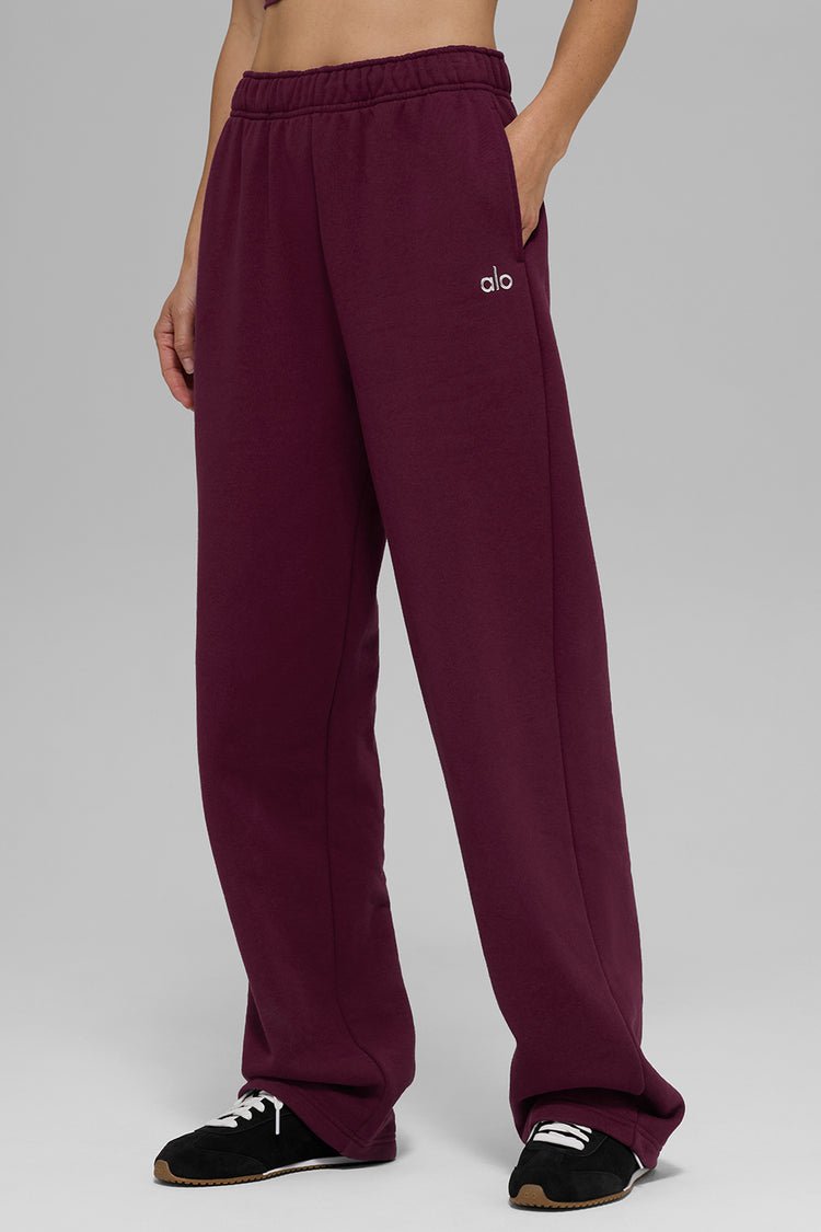 Alo Yoga - Accolade Straight Leg Sweatpant - Brandatak Store