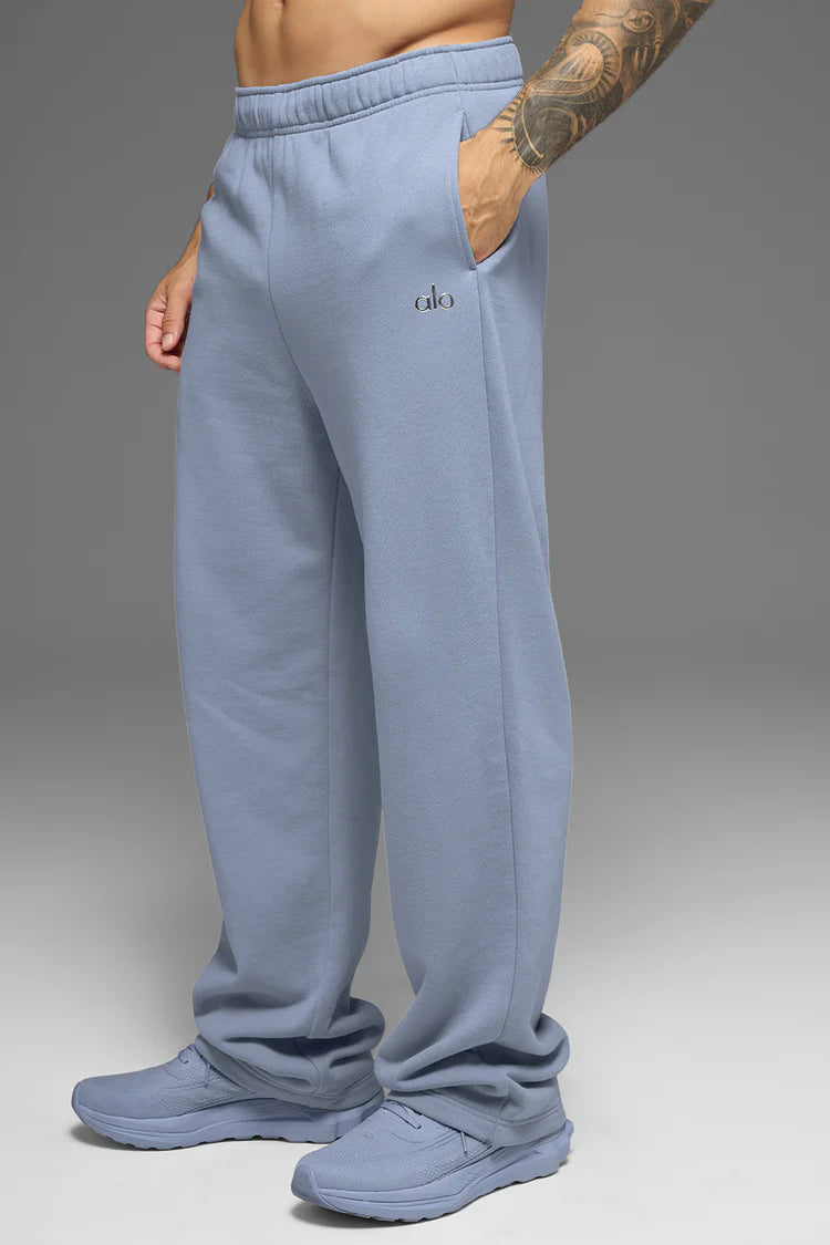 Alo Yoga - Accolade Straight Leg Sweatpant