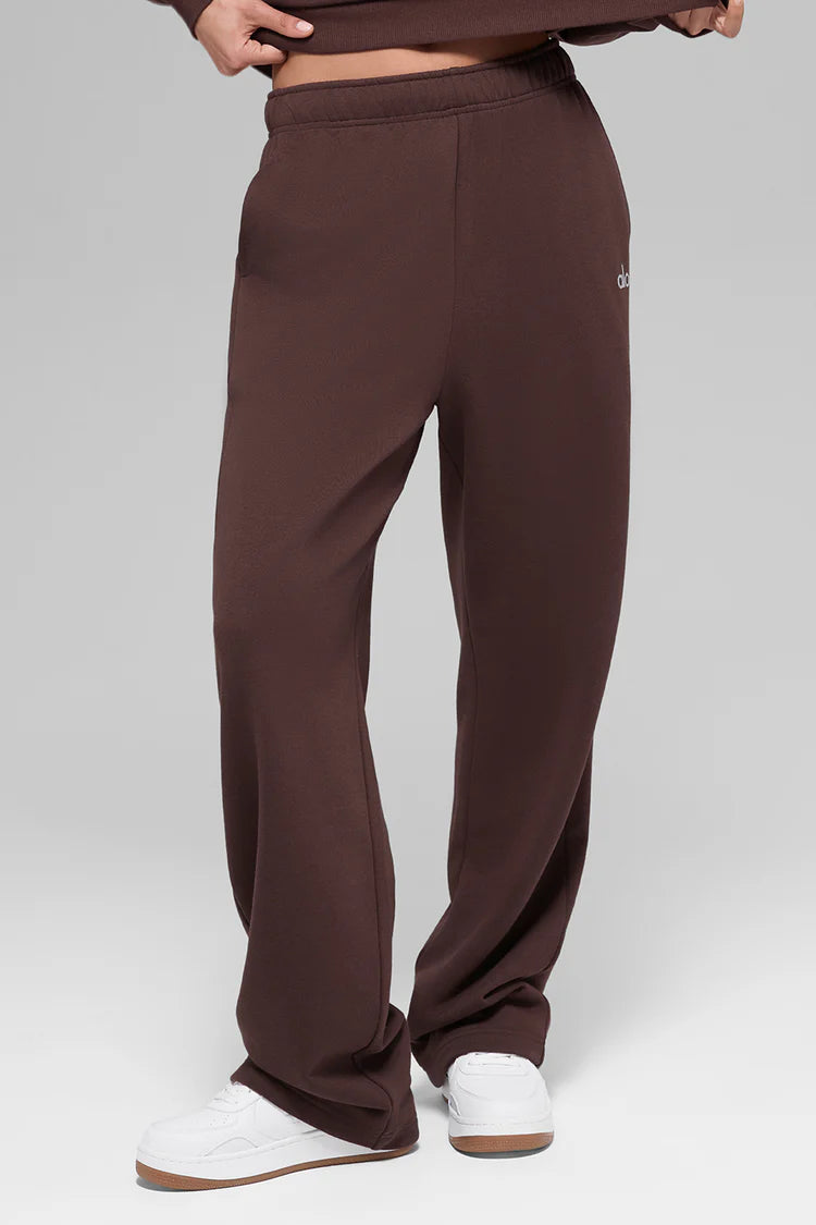 Alo Yoga - Accolade Straight Leg Sweatpant