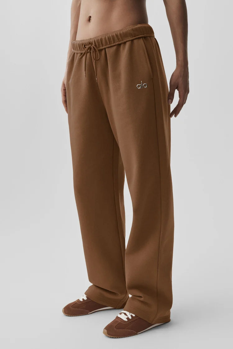 Alo Yoga - Accolade Straight Leg Sweatpant