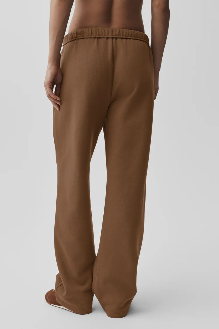 Alo Yoga - Accolade Straight Leg Sweatpant