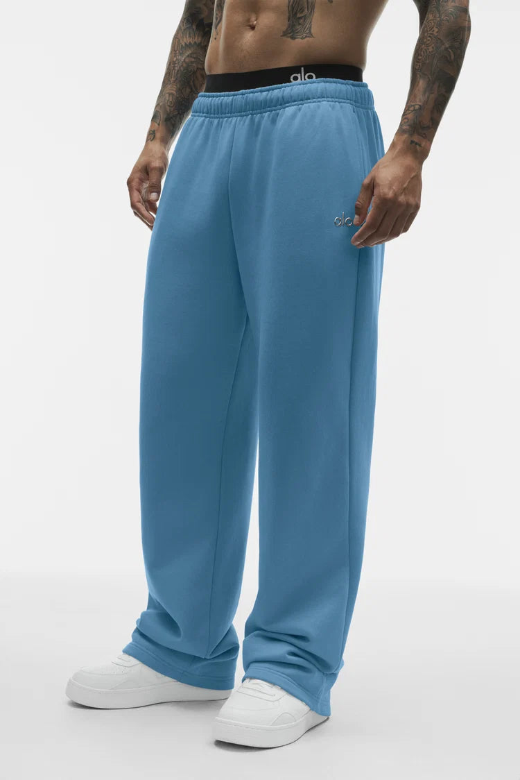 Alo Yoga - Accolade Straight Leg Sweatpant