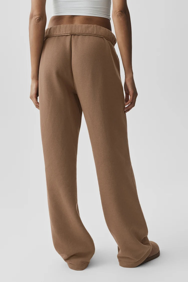 Alo Yoga - Accolade Straight Leg Sweatpant