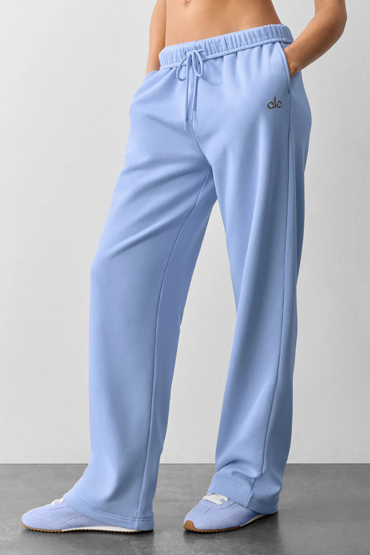 Alo Yoga - Accolade Straight Leg Sweatpant
