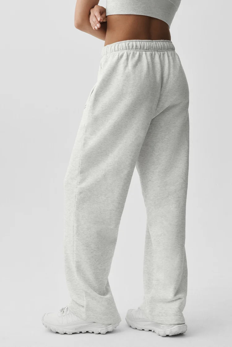 Alo Yoga - Accolade Straight Leg Sweatpant
