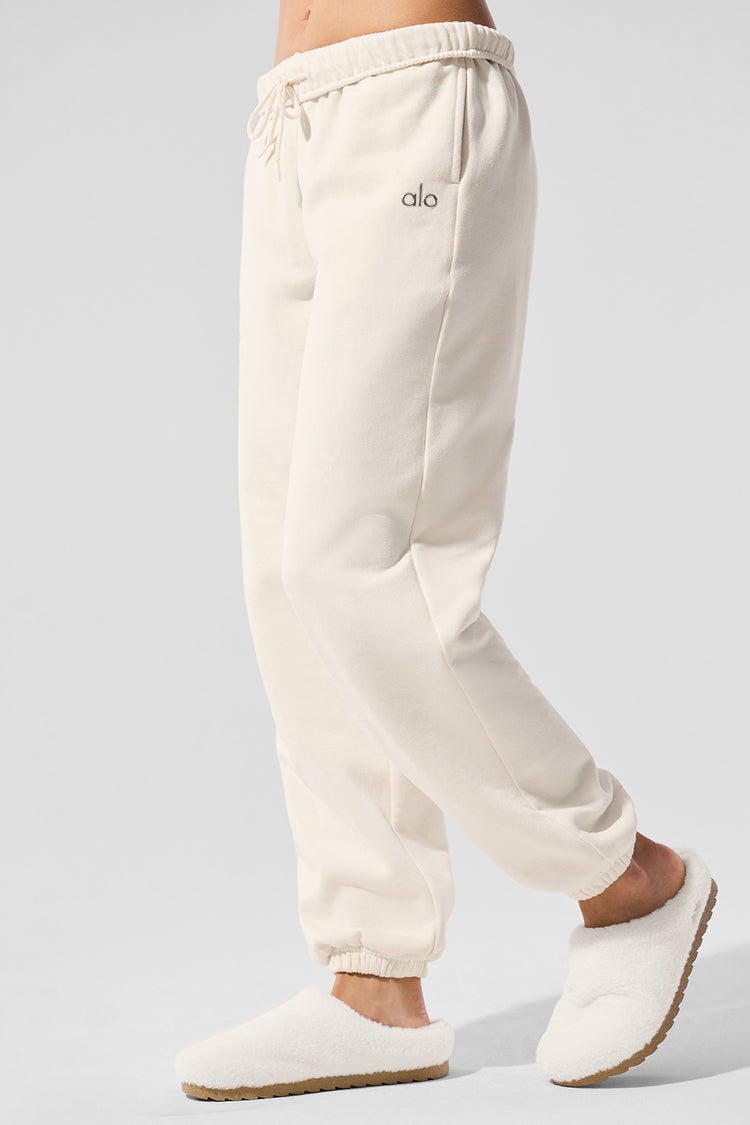 Alo Yoga - Accolade Sweatpant